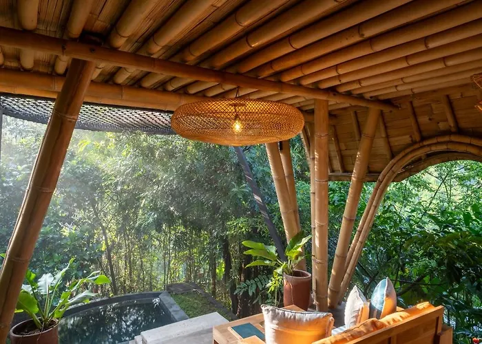 Mahajiva Villa