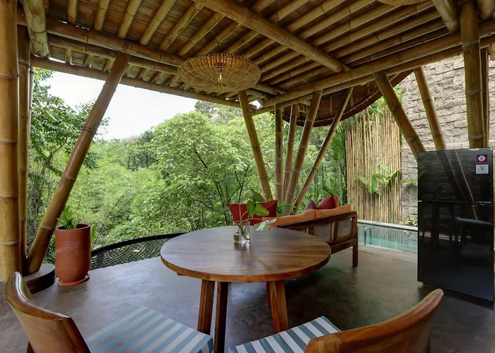Mahajiva Villa *